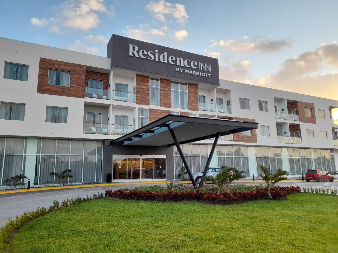 Residence Inn By Marriott Cancun Hotel Zone Exteriér fotografie
